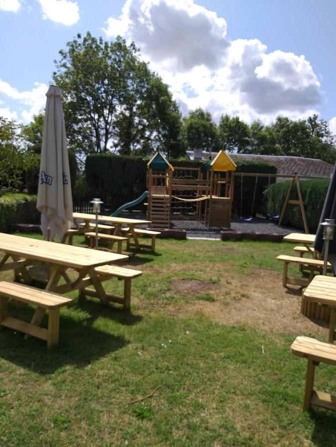Bed En Breakfast Le Freyr Dinant Exterior foto